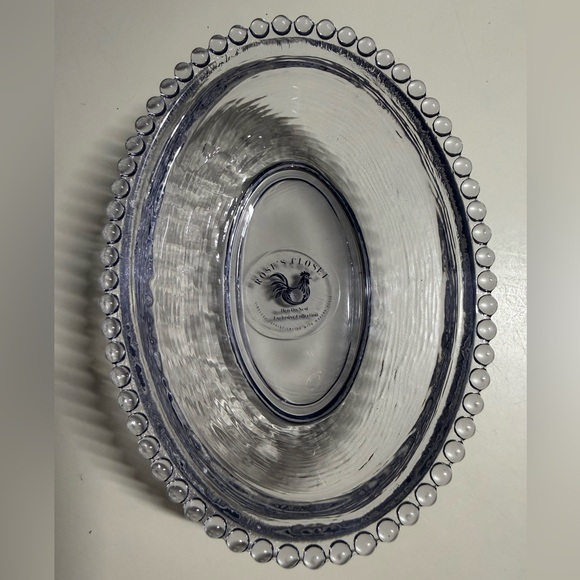 Rose’s Closet Smoke (gray) hen on nest with original box *Callouts* - Picture 6 of 13